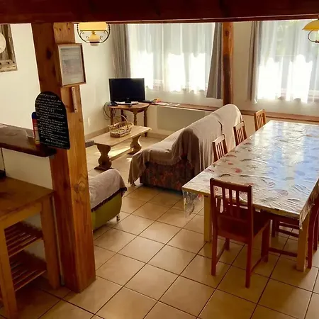 別荘 Maison Accueillante A Avec Jardin Le Soulié